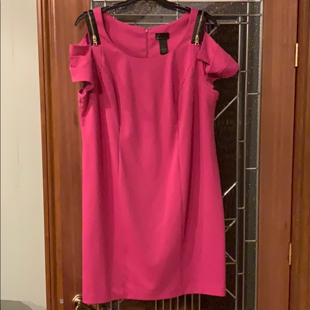 Lane Bryant Pink dress blackand gold zipper detail